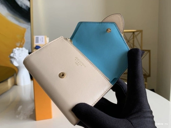 9 LOUIS VUITTON COMPACT WALLET PONT 0804